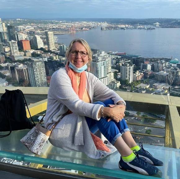 Meet your Posher, Elsemarie - Picture 1 of 1